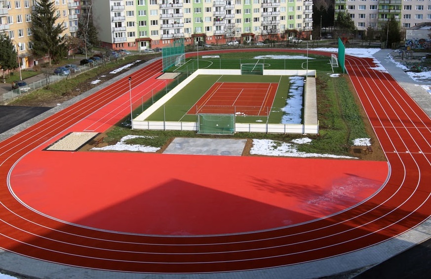 Sport célú gumiburkolat
